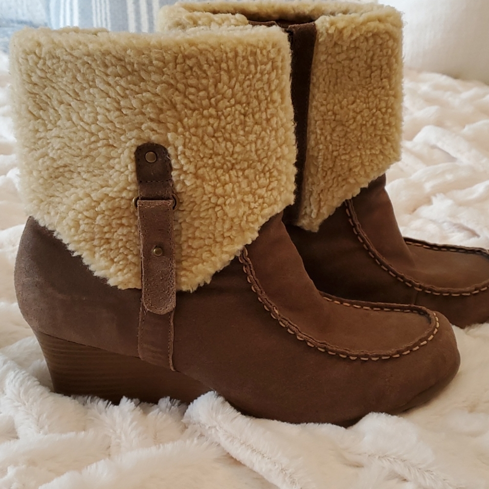 Womens Eddie Bauer Ankle Boots